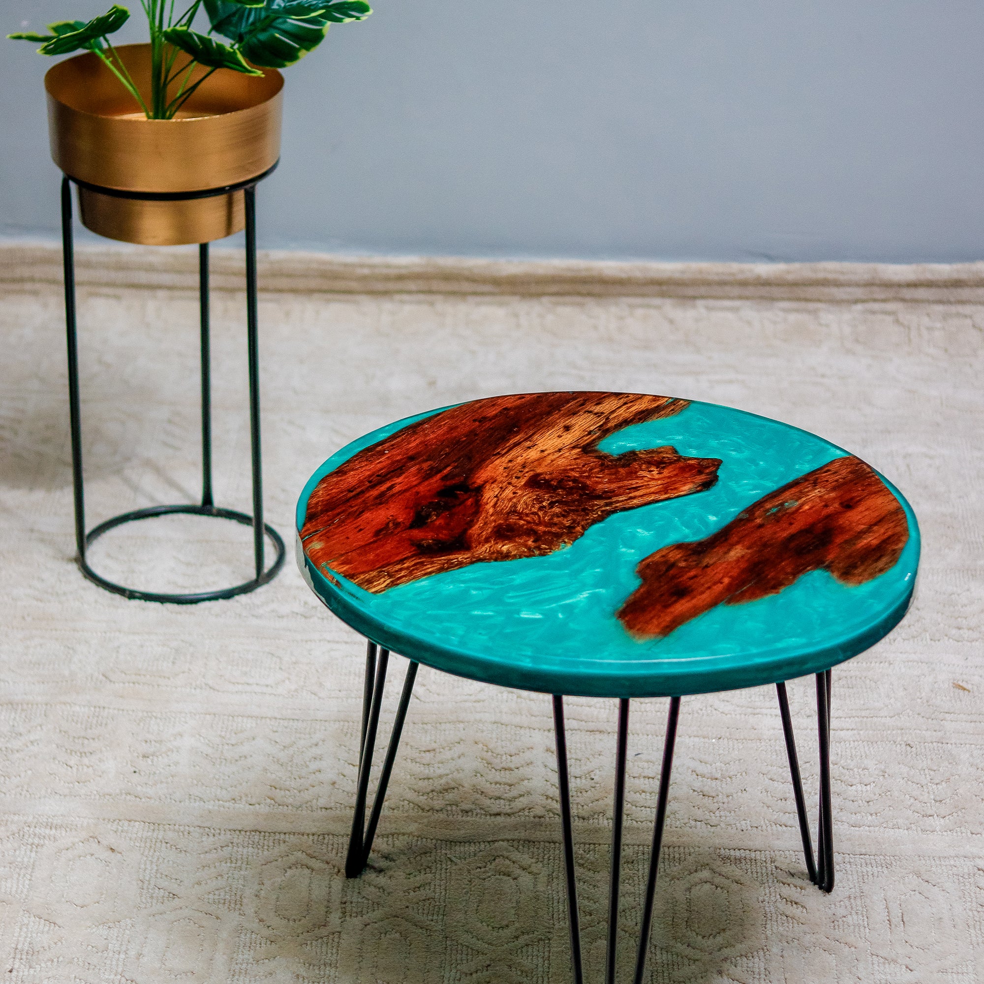 blue round table 6 (1)